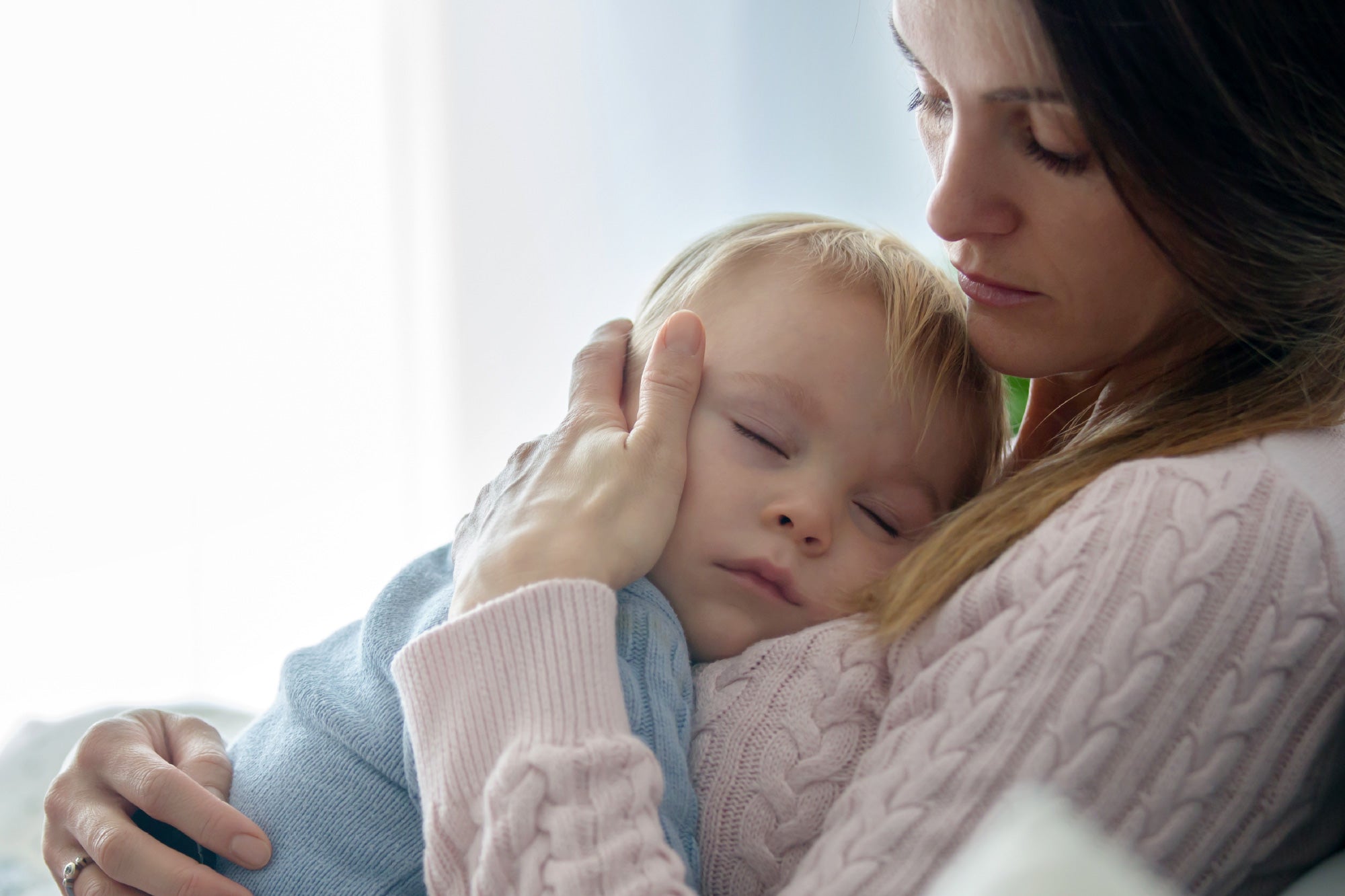 4 easy ways to soothe baby's cold